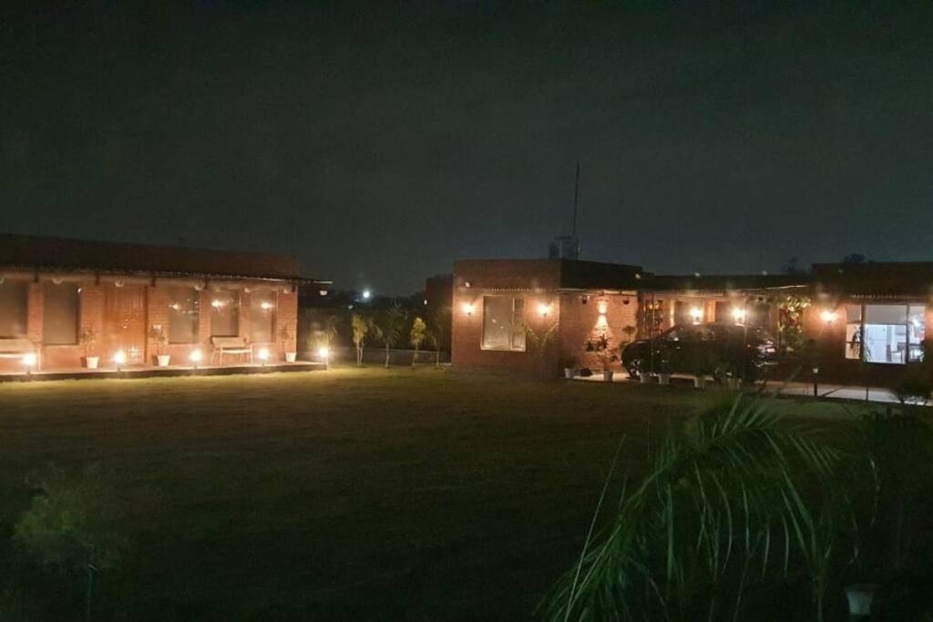 M&M Farm Vila Rohtak Exterior foto